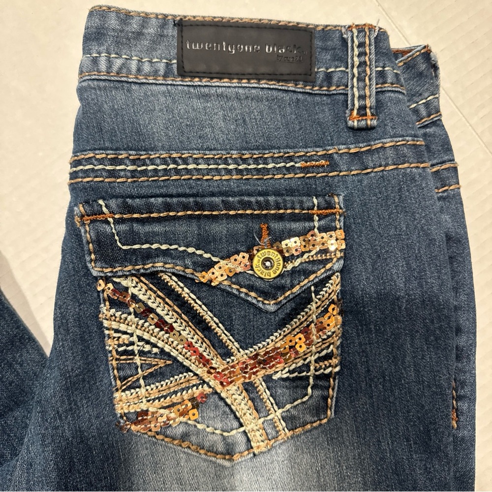 Twenty one Black  Women's Blue Jeans with Sequin Pocket
